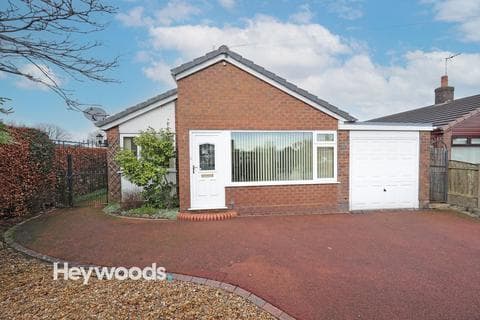 Detached bungalow - Golborn Avenue, Meir Heath, Stoke on Trent