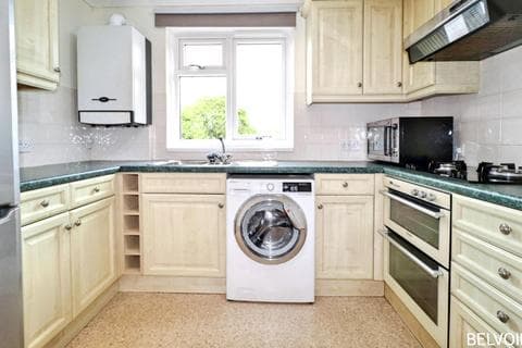 Flat - Bryn Pinwydden, Pentwyn, Cardiff, CF23