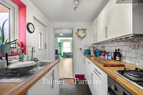 Terraced house - John Harper Street, Colchester, Essex, CO1