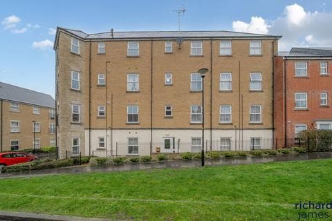 Flat - 21 Vaugh Williams Way, Redhouse SN25