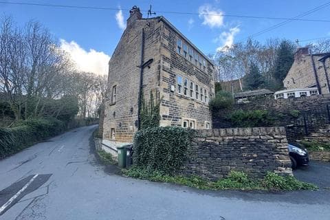 Detached house - Thirstin Road, Honley, Holmfirth, West Yorkshire, HD9