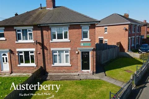 Semi-detached house - Leacroft Road, Stoke-On-Trent ST3