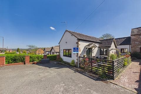 Bungalow - Park Lane, Stoke-on-Trent ST8