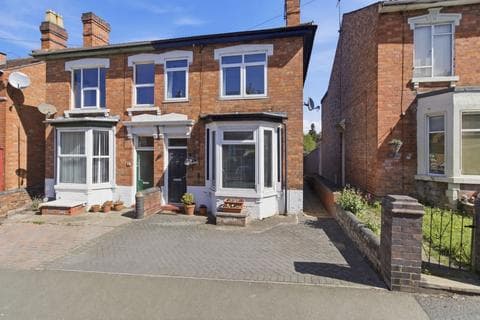 Semi-detached house - Tunnel Hill, Worcester WR3