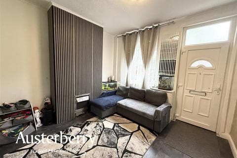 Terraced house - Duke Street, Stoke-On-Trent ST4