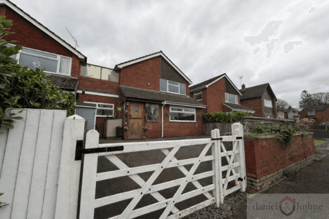 Detached house - Kenley Avenue, Endon, Staffs, ST9 9HX
