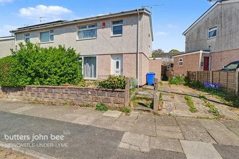 Semi-detached house - Springfields Road, Trent Vale, ST4 6RU