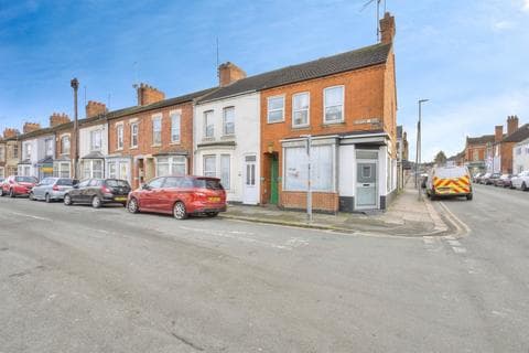 Maisonette - Euston Road, Northampton