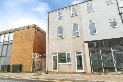 Terraced house - Dale Street, Blackpool, Lancashire, FY1