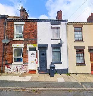 Terraced house - Stoke-on-Trent ST1