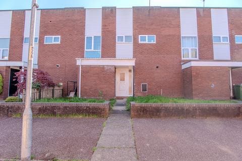 Terraced house - Saddlers Walk, Worcester WR4