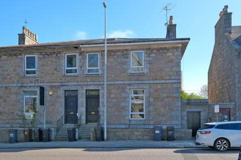 Flat - 5 Caroline Place, Rosemount, Aberdeen, AB25