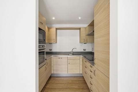 Apartment - Hills Road, Cambridge, CB2