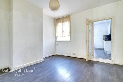 Terraced house - Hanley Road, Stoke-On-Trent ST1 6BL