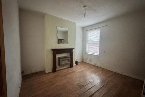 Terraced house - 68 Knowsley Road, Bootle, Merseyside, L20 4NP