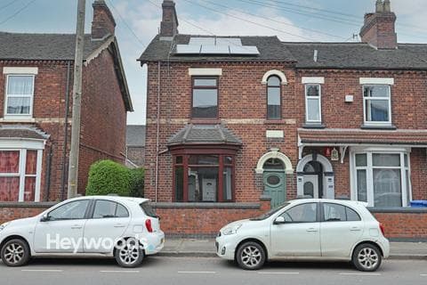 Terraced house - Campbell Road, Stoke-On-Trent, ST4