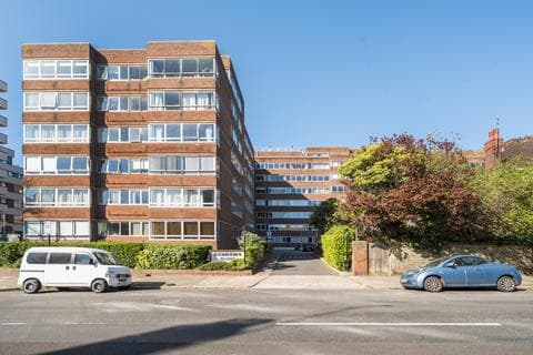 Flat - Eaton Road, Hove, East Sussex, BN3