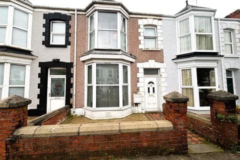Terraced house - Glanbrydan Avenue, Uplands, Swansea