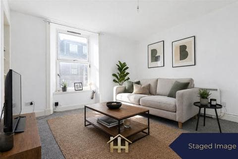House - Albert Street, Dundee DD4