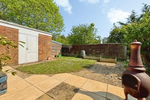 Semi-detached house - Granley Gardens, Cheltenham, Gloucestershire