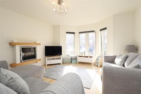 Apartment - Olympian Court, York YO10