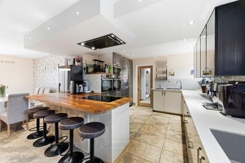 Detached house - Hamilton Lane, Bletchley, MK3