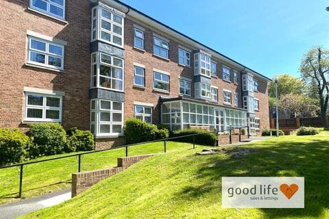 Flat - Beecholm Court, Sunderland SR2