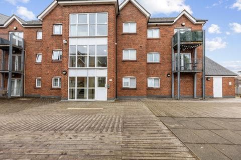 Flat - Dunlop Street, Warrington, WA4