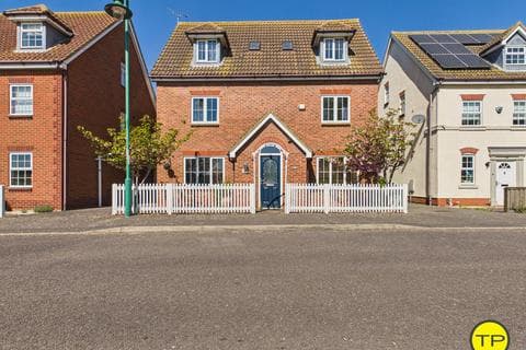 Detached house - Lakeview Way, Peterborough PE7