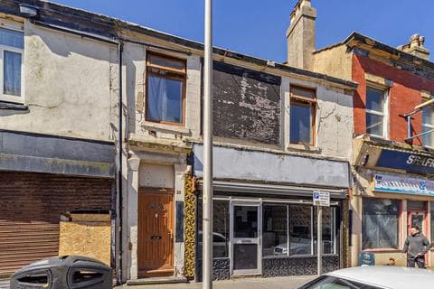 Maisonette - Bond Street, Blackpool, FY4