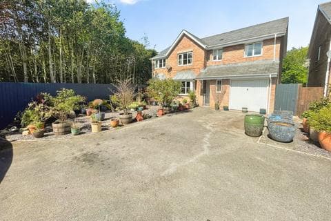 Detached house - Llys Eglwys, Bridgend, CF31