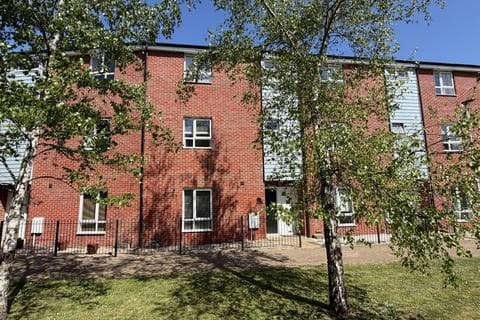 Terraced house - Sanford Place, St Thomas, EX2
