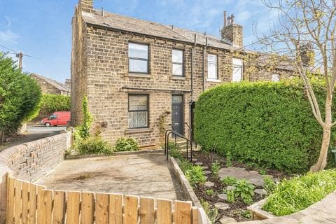 End of terrace house - Tanfield Road, HUDDERSFIELD