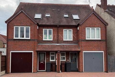 Semi-detached house - 46b, Mancroft Road, Tettenhall, Wolverhampton, WV6
