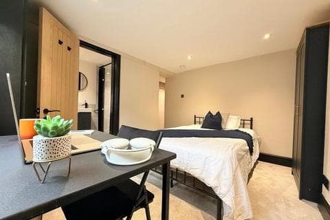 Terraced house - Swindon Road, Cheltenham, GL51