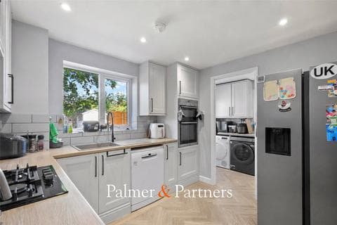 Detached house - Scythe Way, Prettygate, Colchester, Essex, CO3
