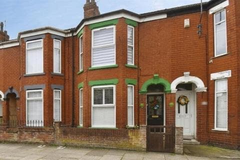 Terraced house - Summergangs Road, Hull