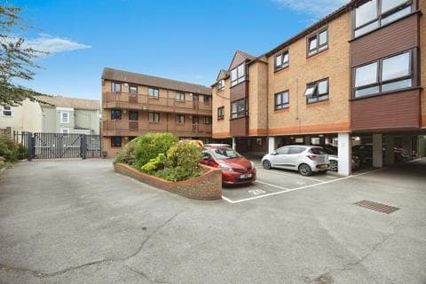 Retirement property - Albert Road, Southsea PO5