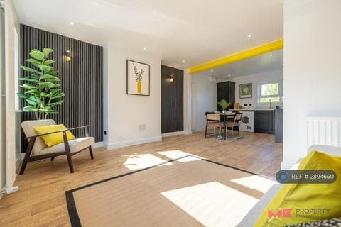 Maisonette - Old Holywood Road, Holywood, BT18