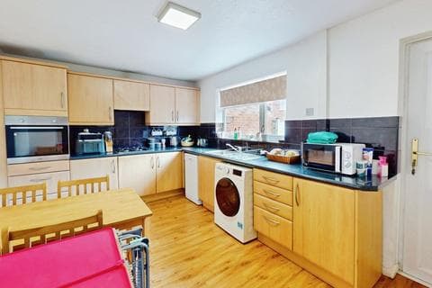 Terraced house - Ennerdale Road, Cheltenham