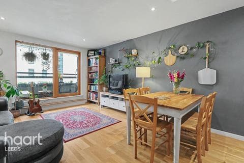 Apartment - East Street, LEEDS