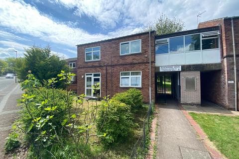 Flat - Blackmore Drive, Leicester LE3