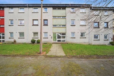 Ground floor flat - Cairncry Road, Aberdeen AB16