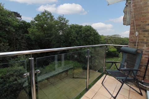 Apartment - West Cliff Road, WEST CLIFF, BH4
