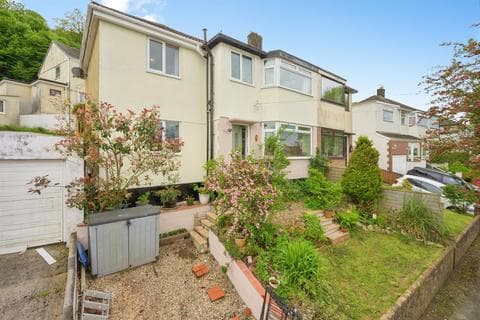 Semi-detached house - Merafield Drive, Plymouth