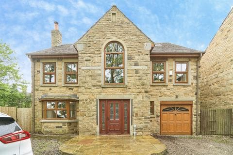 Detached house - Southroyd Gardens, Pudsey