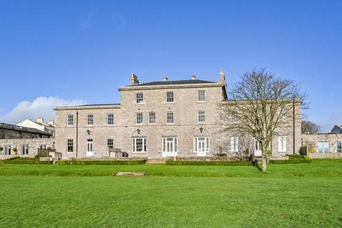 Apartment - Maritime Square, Plymouth, Devon