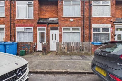 Terraced house - Essex Street, Hull, HU4 6PR