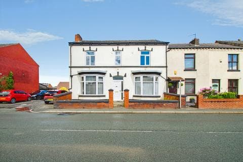 End of terrace house - Church Street, Bolton BL3