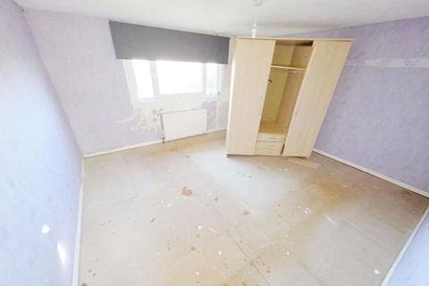 Semi-detached house - Springhill Crescent, Aberdeen AB16